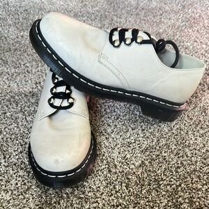 Women's White Leather Shoes